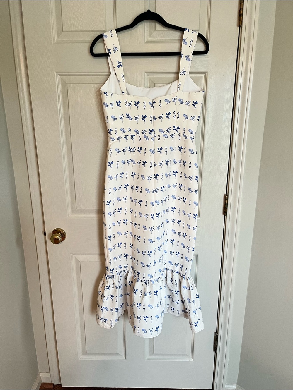 Sachin + Babi White Midi Dress with Blue Floral Print and Front Slit - Picture 9 of 10